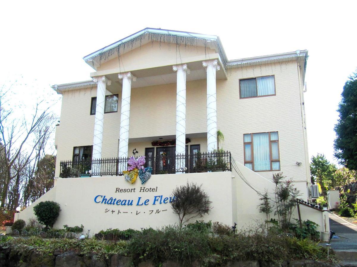 Chateau Le Fleur Ito  Bagian luar foto